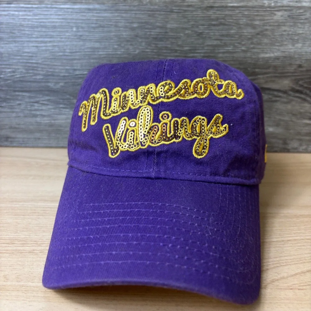 Minnesota Vikings Hat Cap Strap Back Womens Purple NFL Football New Era Ladies
